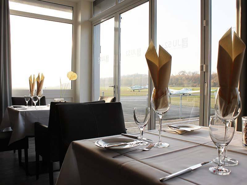 Ju52 Restaurant Hotel Lounge Arnsberg Luaran gambar